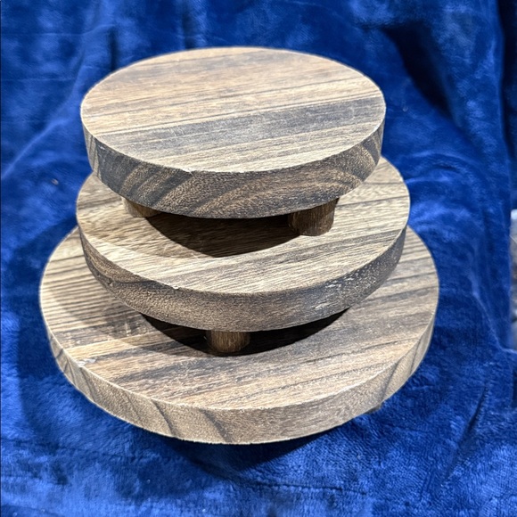 Wooden 3-Tier Round Display Stand - Picture 2 of 4